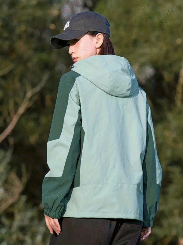 Aeris Womens Windbreaker